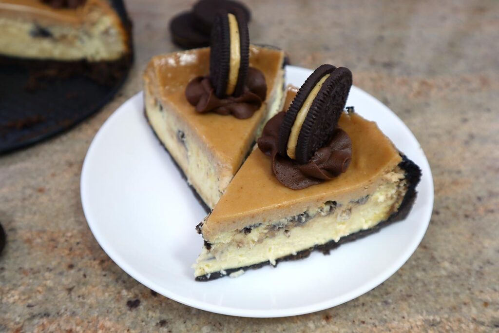 2 Slices of Peanut Butter Oreo Cheesecake