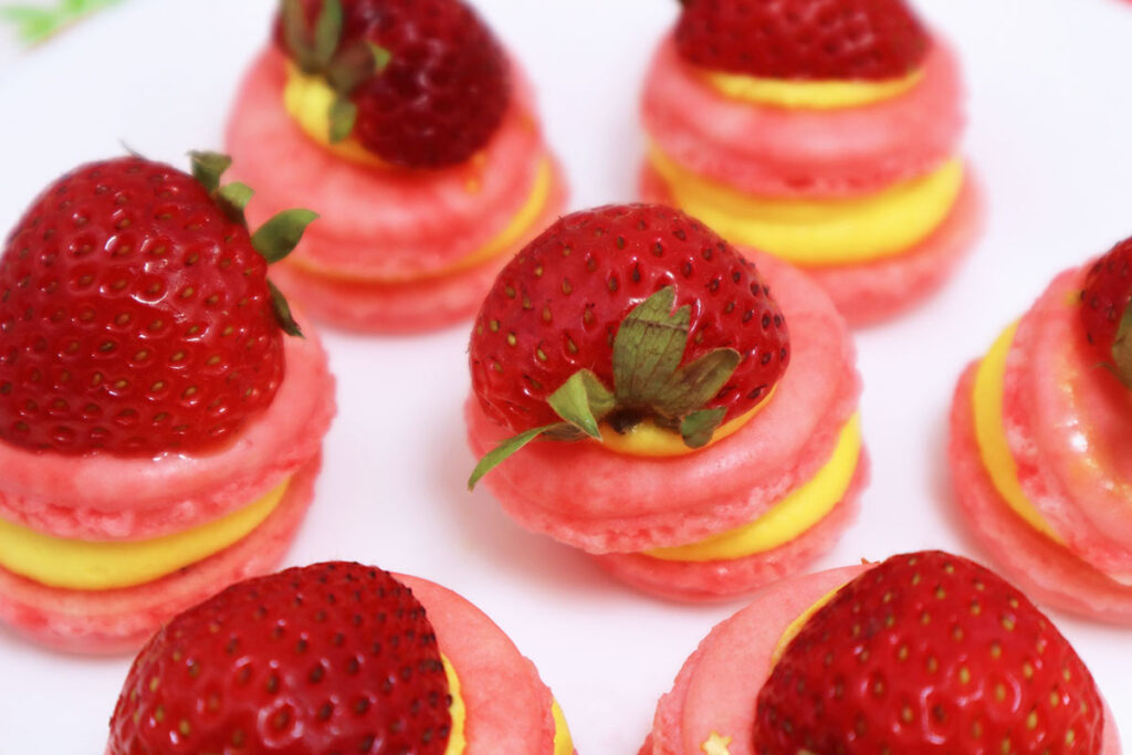 Recipe for The Almighty Perfect Bite: Red & Yellow Strawberry Lemon Macarons