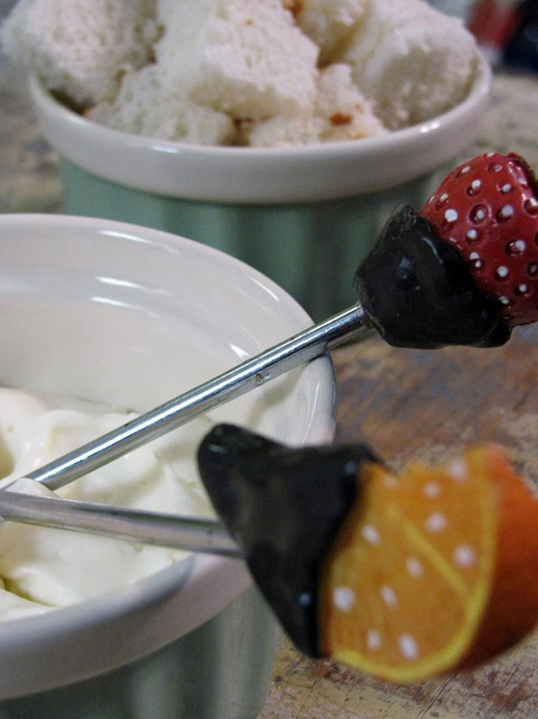 Dessert Cake Fondue