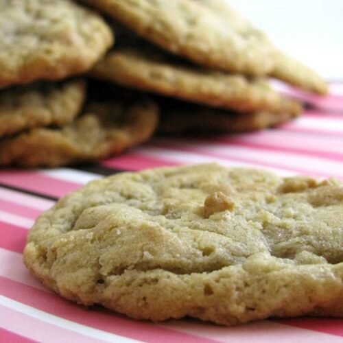 The Best Butter Oatmeal Cookies That Will Ever Touch Your Lips