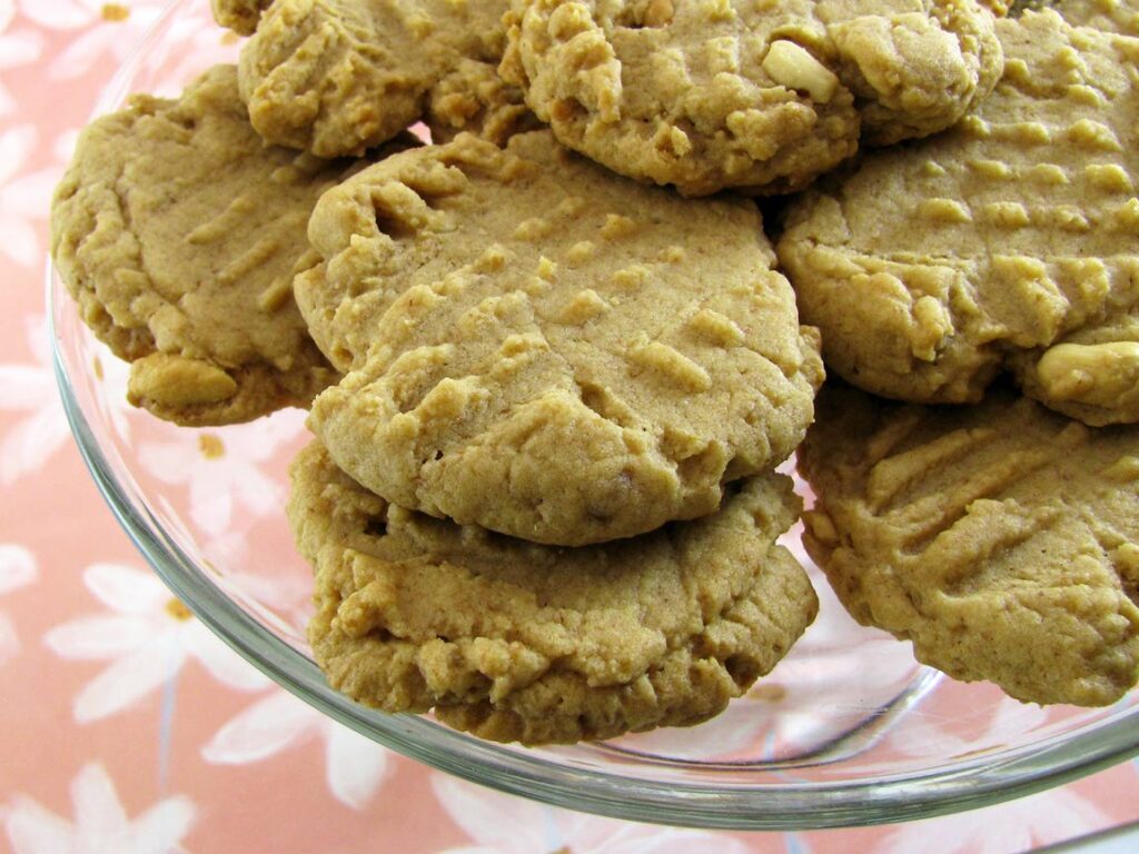old fashioned chewy peanut butter cookies