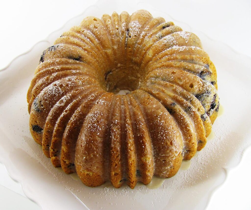 lemon and blueberry cake