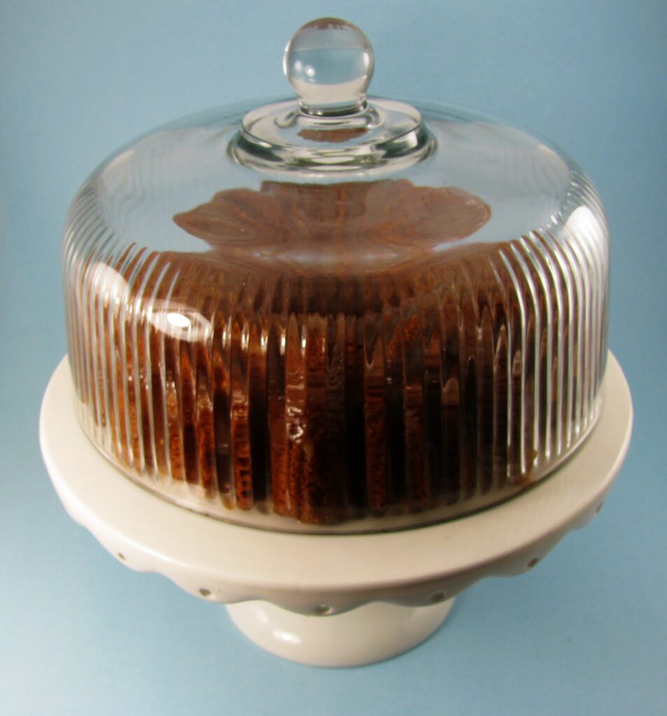 salted caramel bundt cake