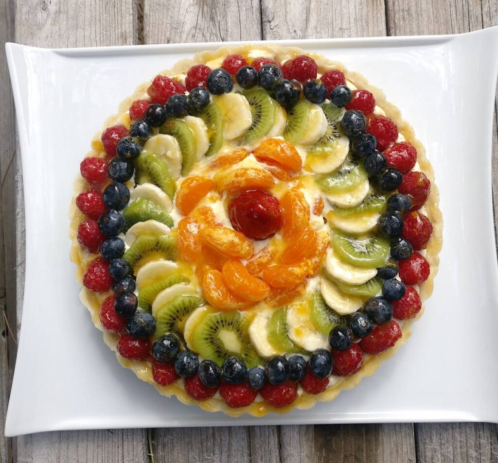 Fruit Tart with Lemon Curd Cream Base