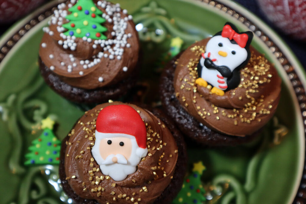 hot chocolate cupcakes -