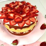 3 Reasons Why this Strawberry Cheesecake Cake is the Best Cake Ever